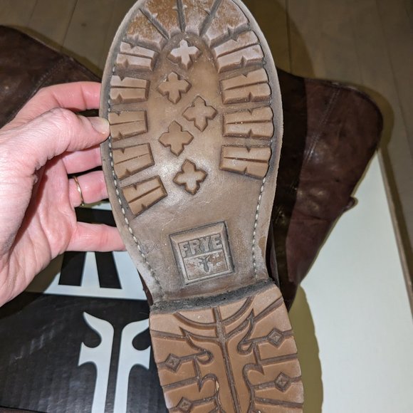 Frye "Valerie" leather pull-on boots, shearling-lined - Picture 3 of 6